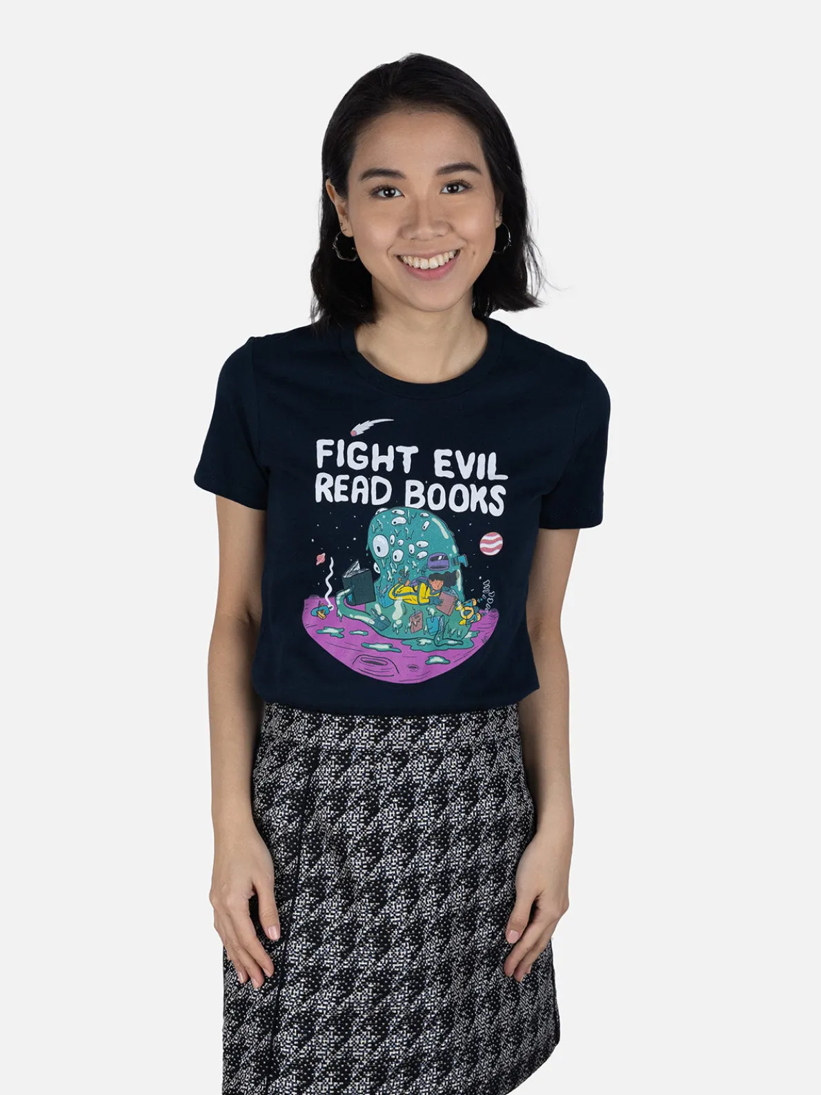 Fight Evil, Read Books Women's Crew T-Shirt (2023)