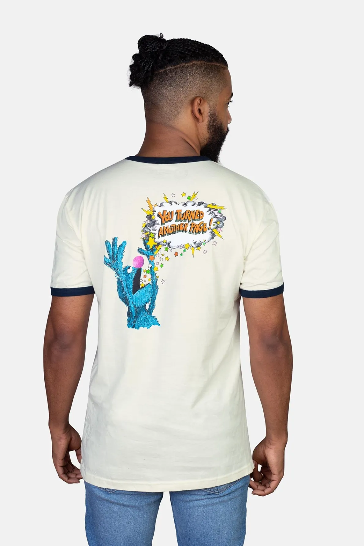 Sesame Street - The Monster at the End of This Book Unisex Ringer T-Shirt