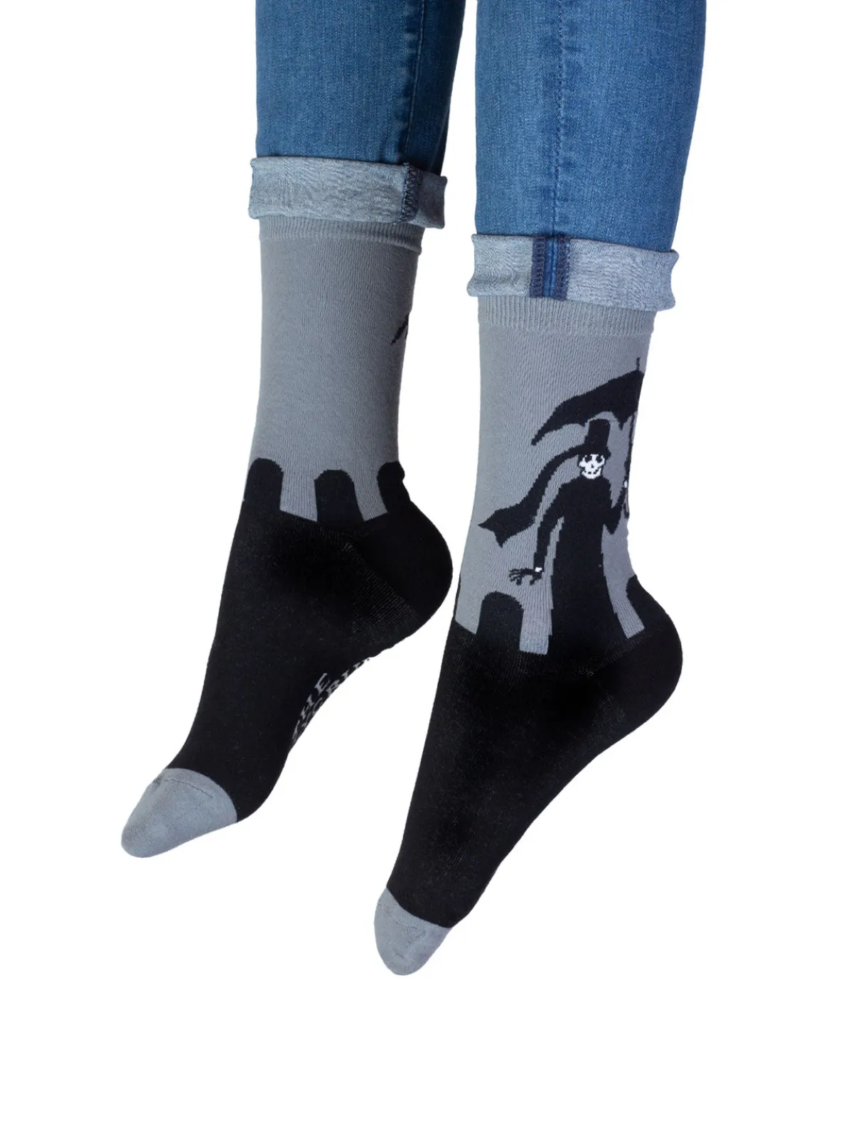 The Gashlycrumb Tinies socks